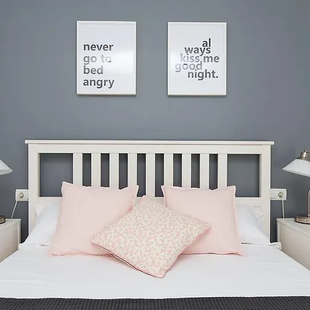 Lovely And Convenient Sagrada Familia Apartamento *